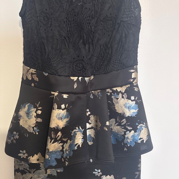 La Maison Simons midi black laced dress with navy metallic floral pattern dress - Picture 2 of 5